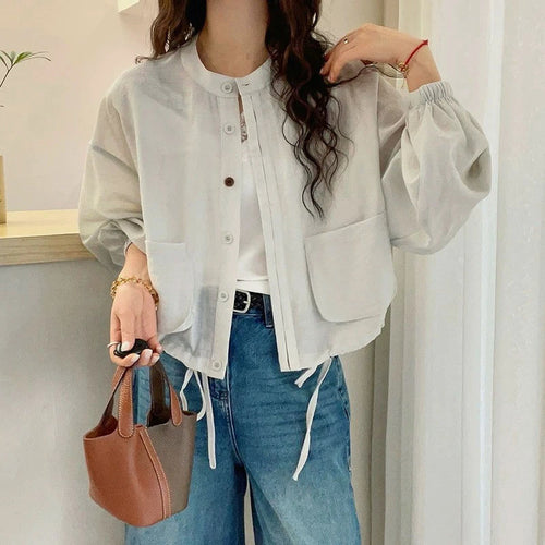 Veste décontractée pour femmes à manches courtes avec poches et cordon de serrage Chic & Stil