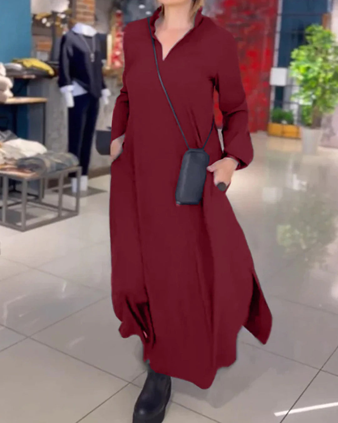 Kaftan dress for women with practical pockets and elegant collar Lune London