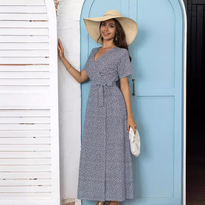 Maxi dress with V-neck and floral print Lune London