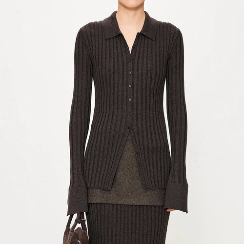 Chemises en tricot côtelé pour femmes avec une coupe ajustée Chic & Stil