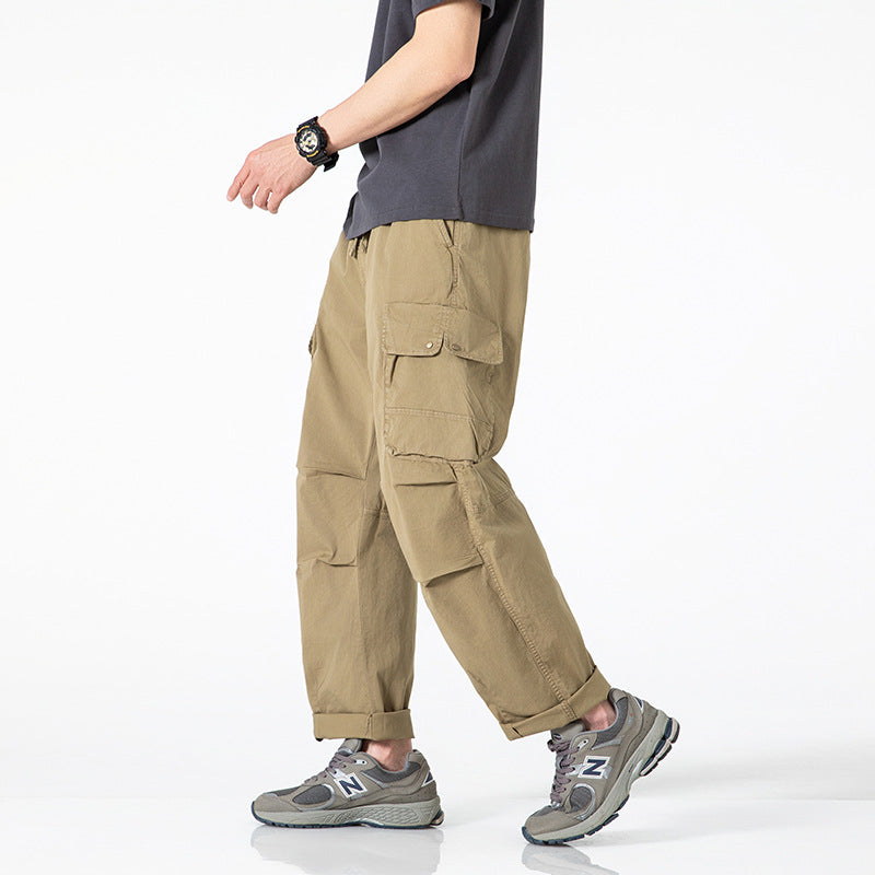 Men's cargo style pants with practical pockets Lune London