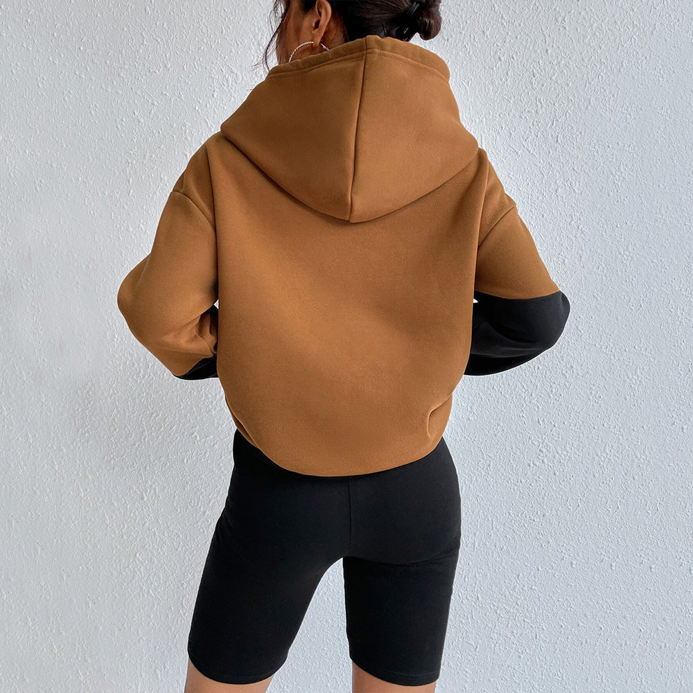 Hoodie surdimensionné pour femmes avec design en blocs de couleurs Chic & Stil
