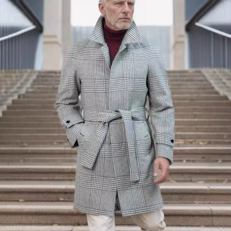 Fashionable trench coat for men with practical pockets and modern fit Amarae