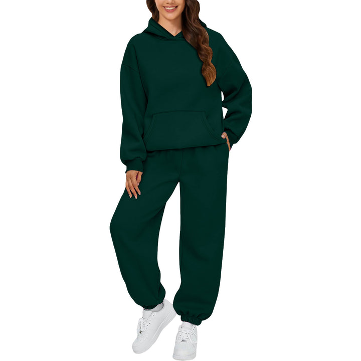 Ladies comfortable tracksuit with practical pockets Lune London