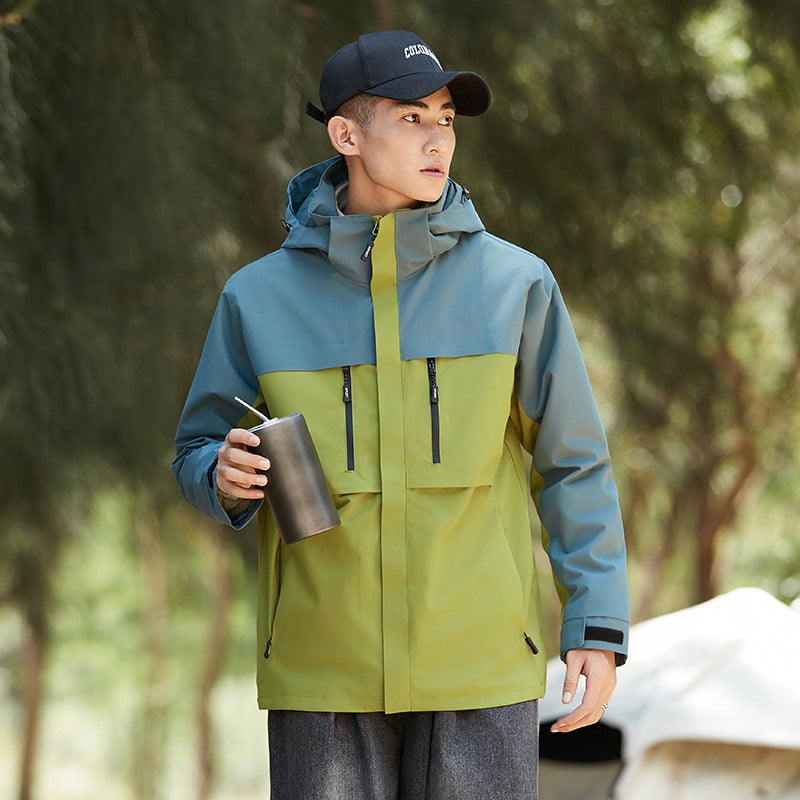 Men's technical outdoor jacket with hood, water-repellent membrane and multifunctional zip pockets Amarae