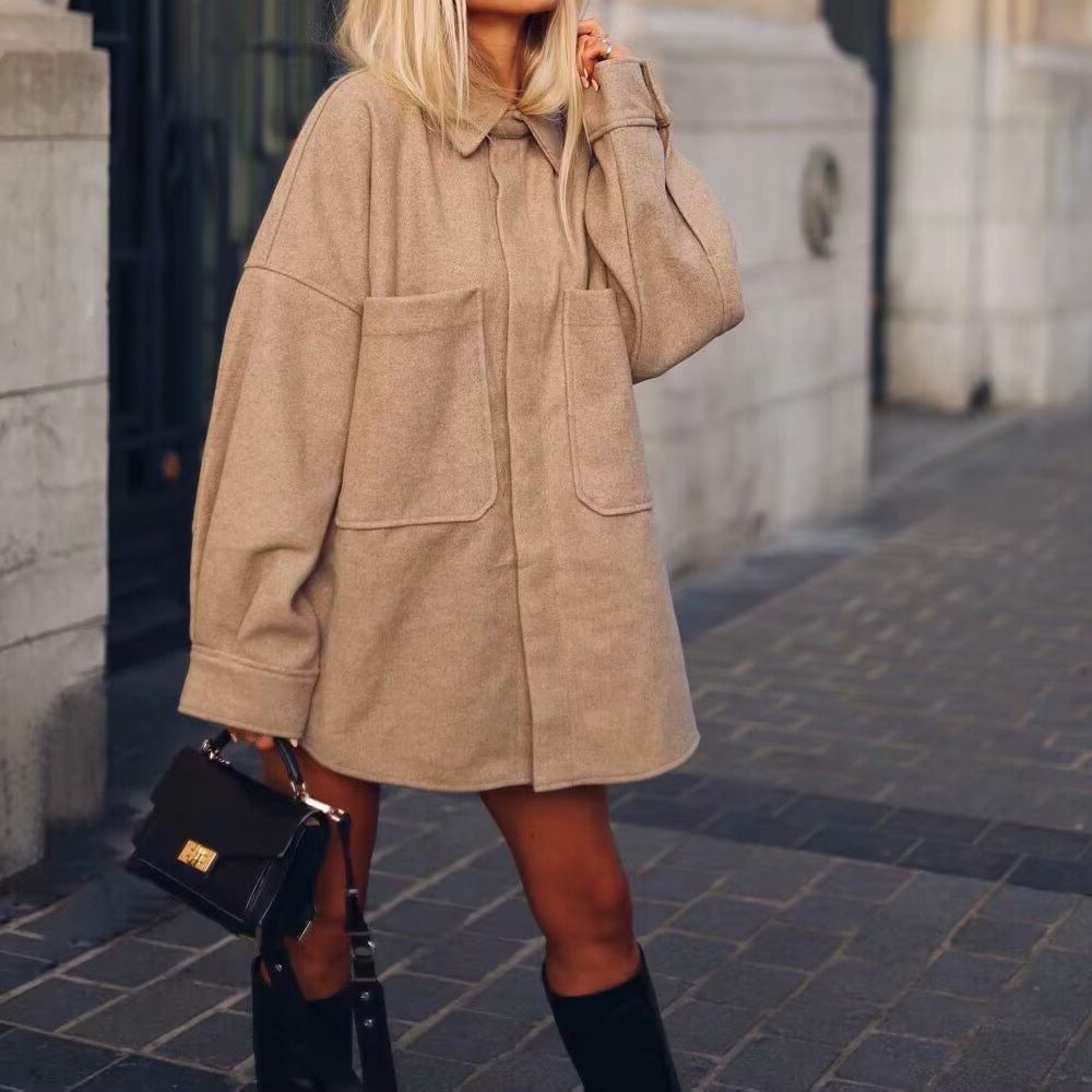 Oversized flannel jacket for women in high-quality wool blend with practical pockets Lune London