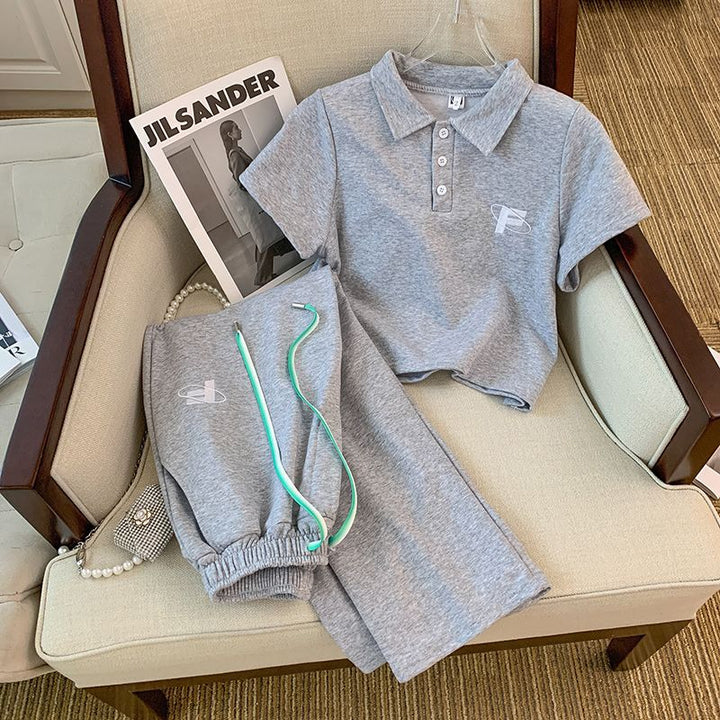 Women's Polo and Jogging Pants Set with Elastic Waistband Chic & Stil