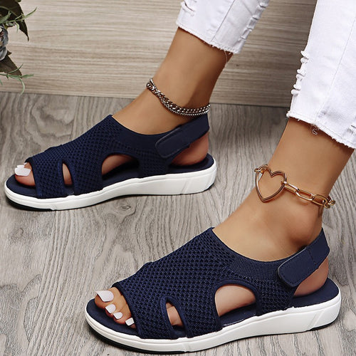 Comfortable women's sandals with breathable upper Amarae