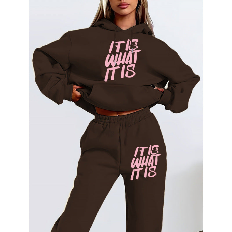 Women's leisure hoodie and jogger set with inspiring lettering Lune London