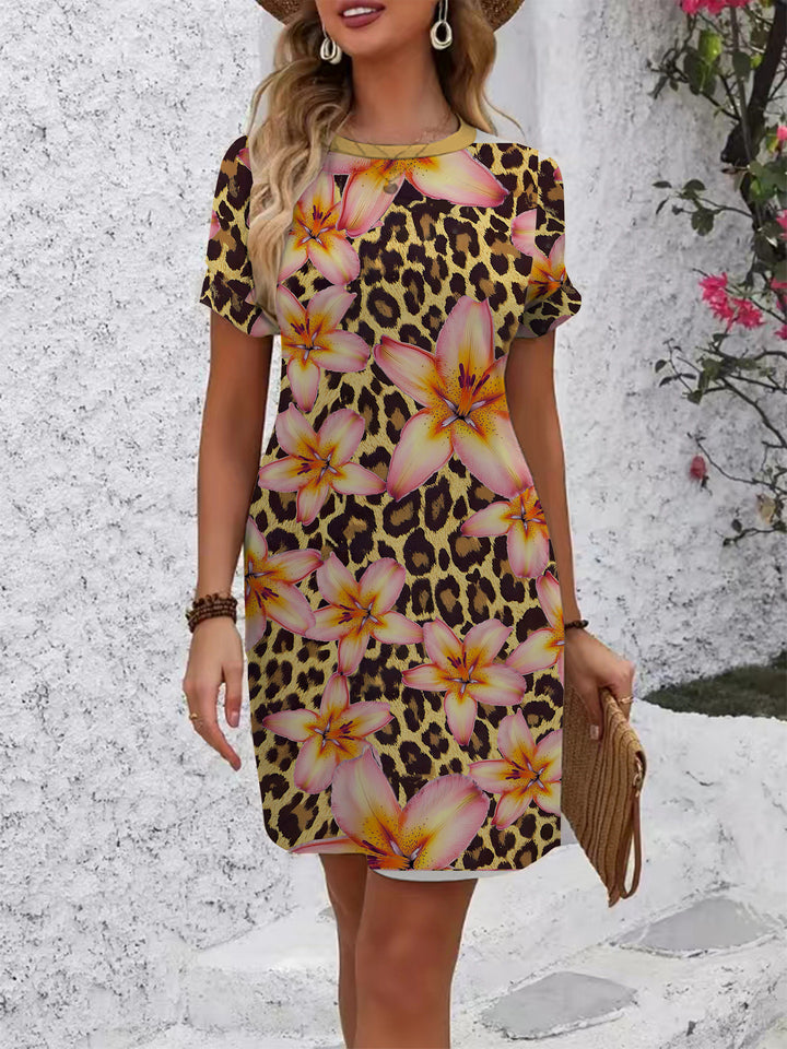 Women's Casual Short Sleeve Dress with Creative Geometric Pattern Lune London