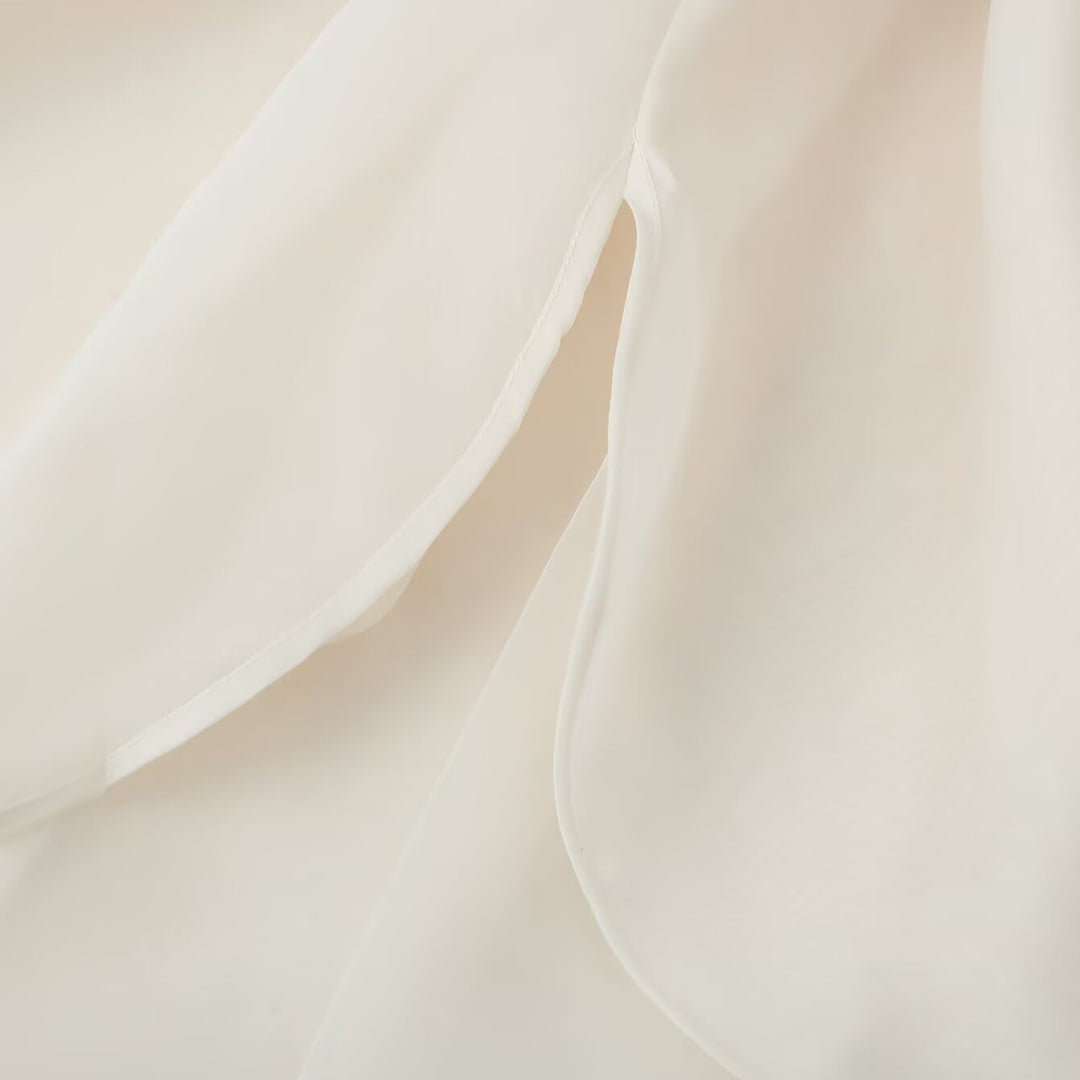 Women's sleeveless chiffon blouse with bow collar Amarae
