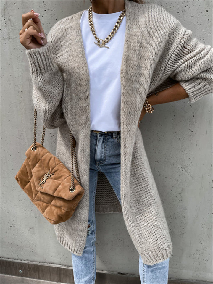 Chunky knit cardigan for women with a relaxed fit and trendy details Lune London