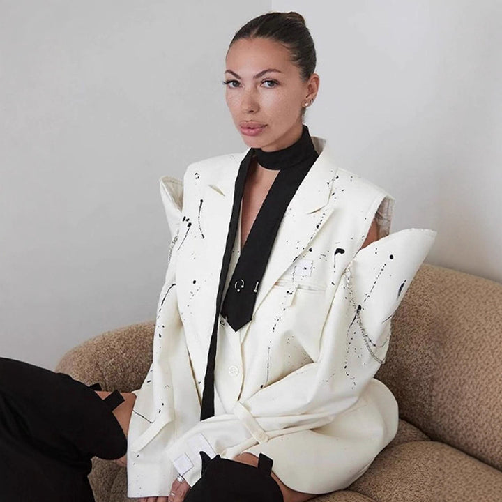 Women's Oversized Blazer with Cut-Out Shoulders and Color Splash Look Amarae