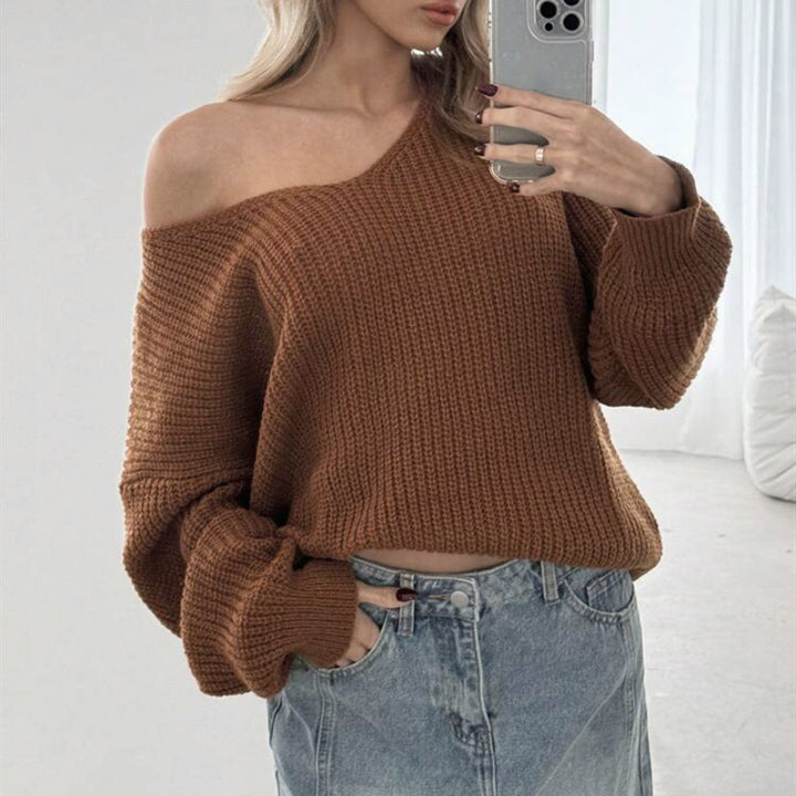 Chunky knit sweater for women with wide sleeves and a V neck Lune London