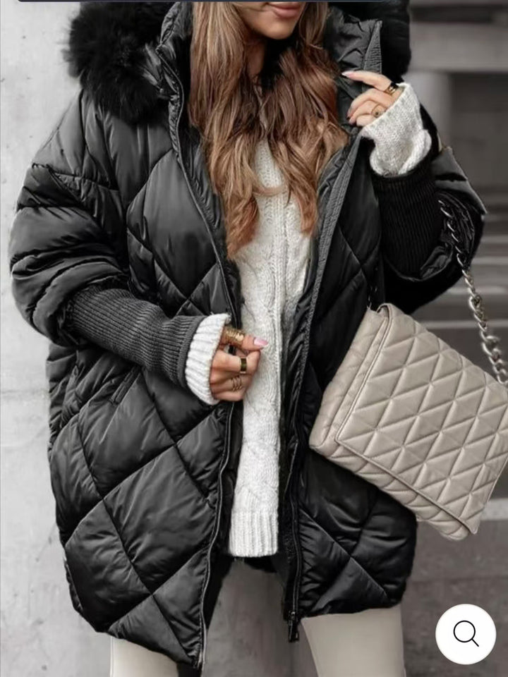 Ladies oversized quilted jacket with removable faux fur collar Lune London