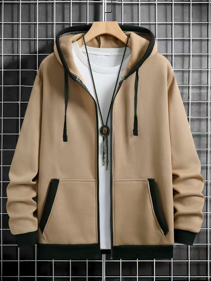 Men's comfortable hooded sweatshirt with zipper and handy pockets Lune London