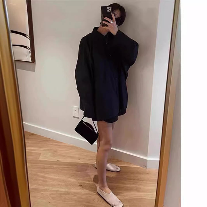 Chemise blouse pour femmes surdimensionnée avec col classique et poche latérale Chic & Stil