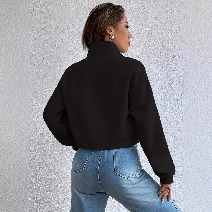 Fashion short jacket for women with practical applied pockets and sporty cut Lune London