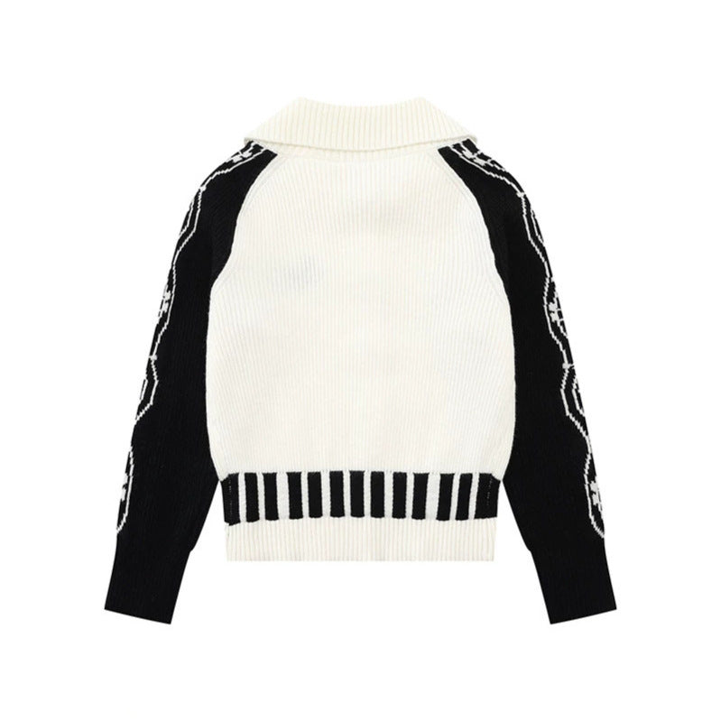 Women's cardigan with contrast sleeves, musical embroidery and polo collar Amarae