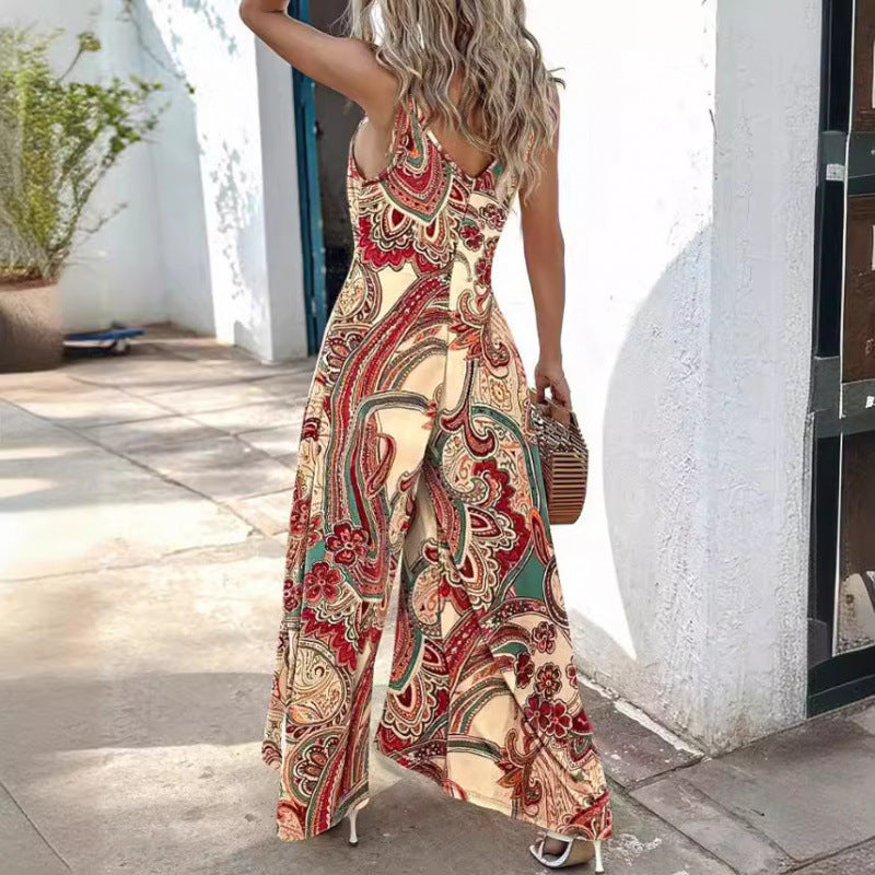 Bohemian maxi dress for women with V-neck and fluid design Lune London