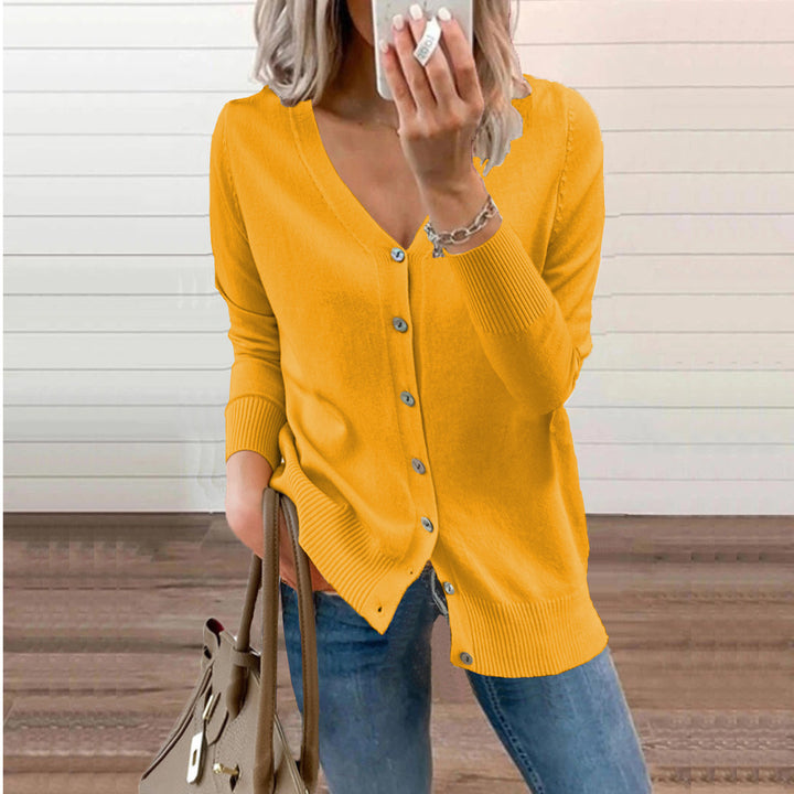 Lady cardigan with V-neck and fine button details Lune London