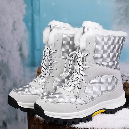 Winter boots for women with comfortable insulation and non-slip sole Amarae
