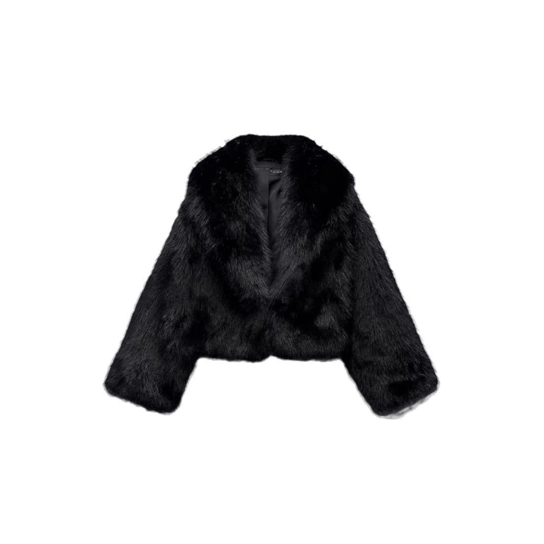 Women Trendy Short Jacket in Faux Fur Lune London