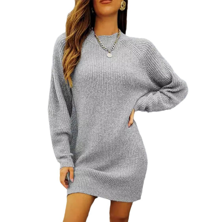 Ladies' knitted dress with a casual oversized cut and a fine ribbed pattern Lune London