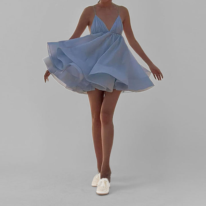 Robe décontractée d'été pour femmes avec décolleté en V profond et jupe évasée Chic & Stil