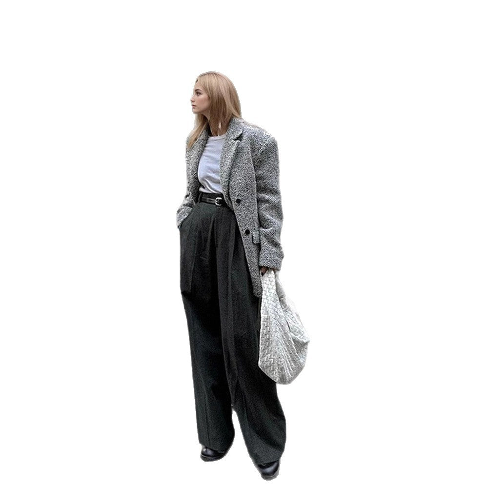 Women's Oversize Wool Blend Blazer in Boucle Look with Boxy Silhouette Amarae