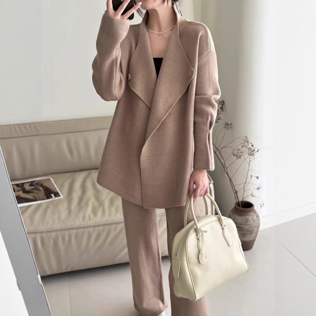 Cardigan Élégant pour Femmes avec Design Sur Mesure et Ceinture Chic & Stil