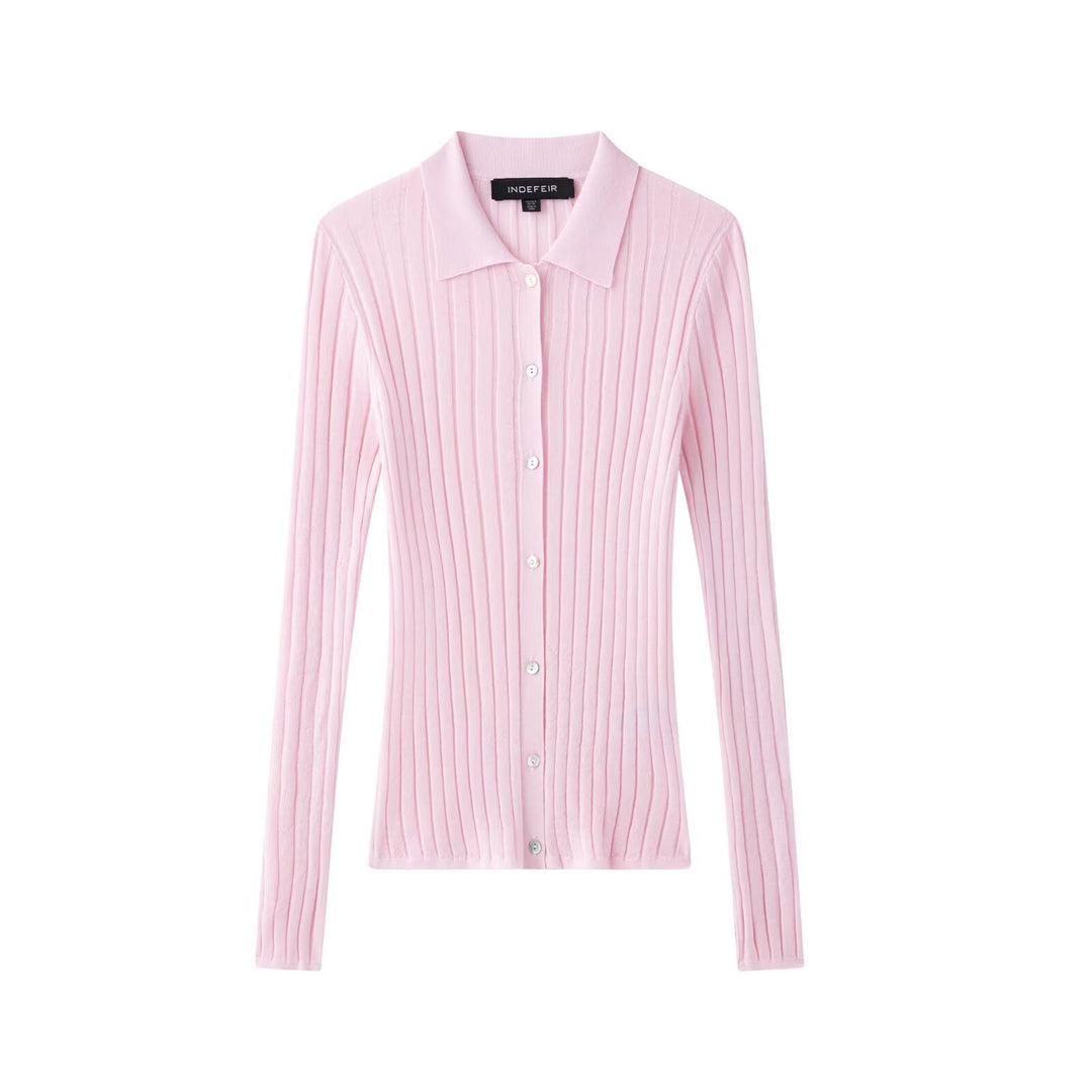 Elegant women's knitted sweater with a fine ribbed texture Lune London