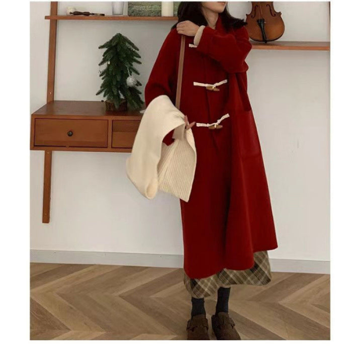 Women's Duffle Coat with Practical Pockets and Decorative Wooden Toggle Buttons Chic & Stil
