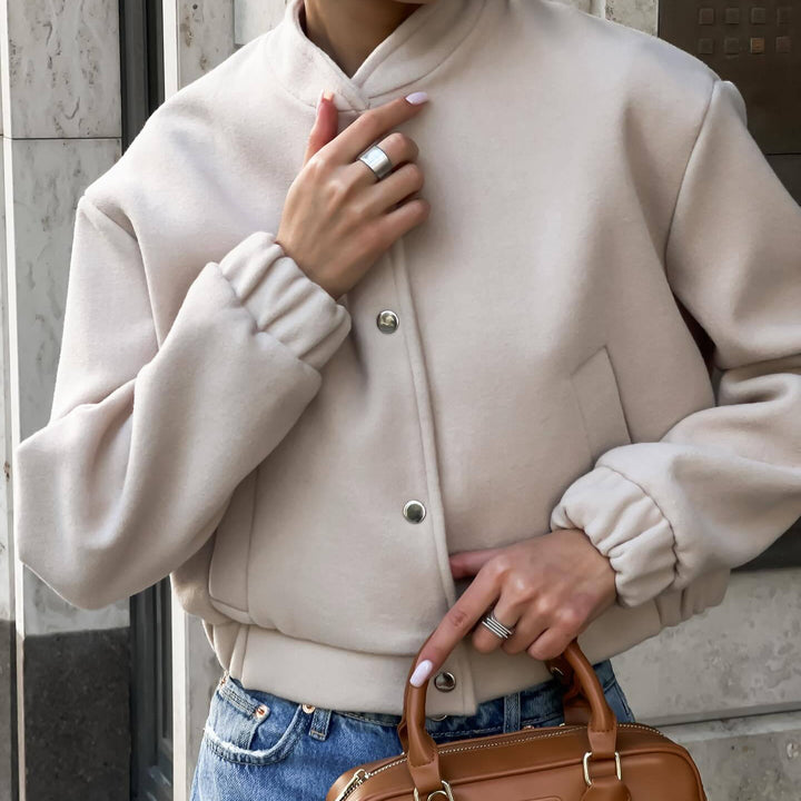 Casual bomber jacket for women with elastic cuffs and chic fashionable cut