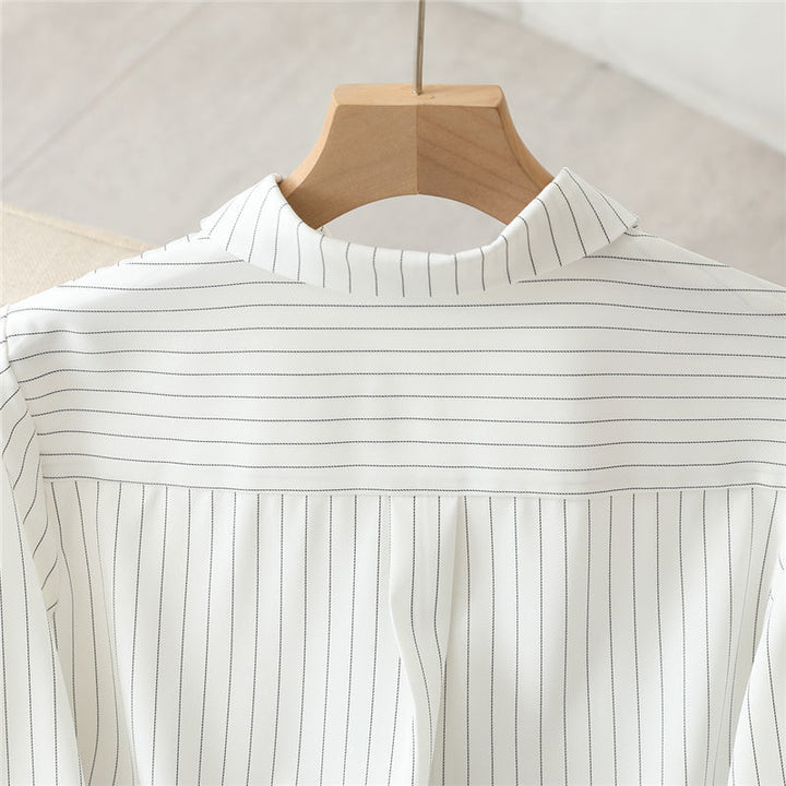 Blouse femme à manches longues avec motif rayé fin Chic & Stil