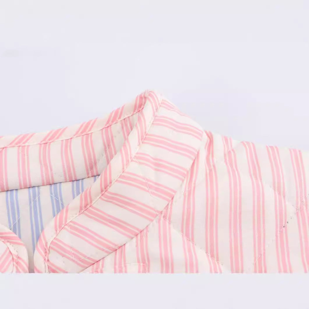 Quilted jacket for women with practical pockets and Lune London button details