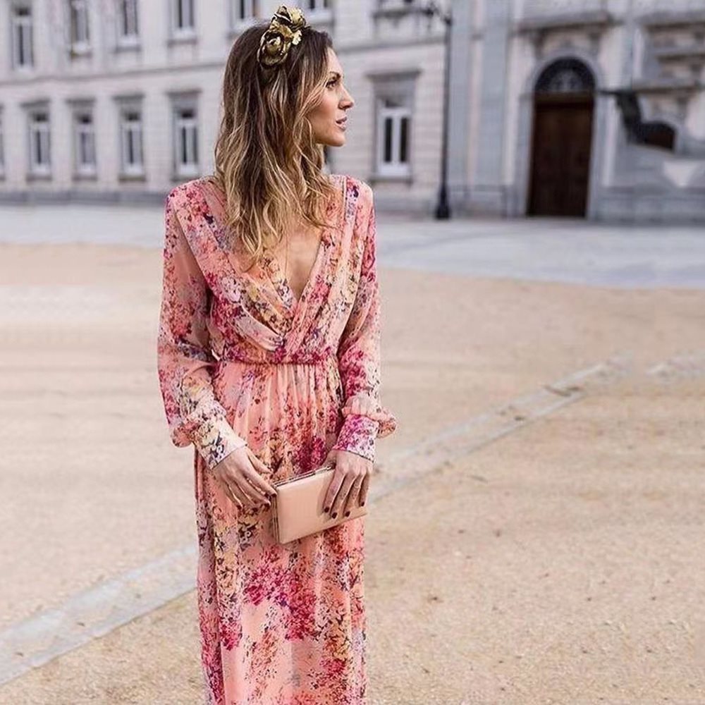 Maxi dress for women with voluminous sleeves and an elegant floral design Lune London