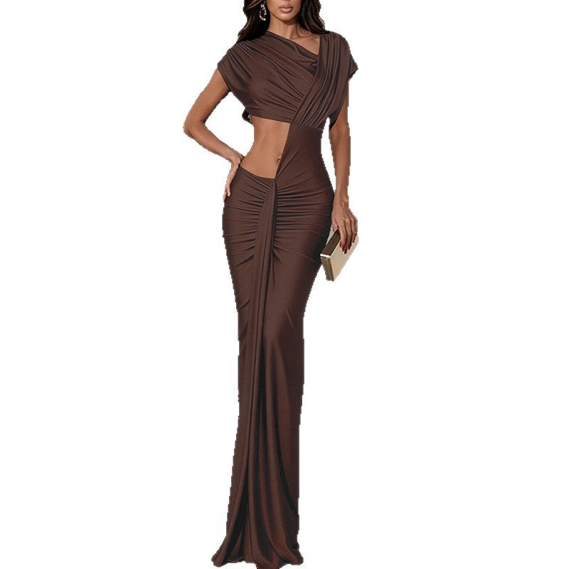Robe Maxi Élégante pour Femmes avec Découpe Artistique et Détails à Épaules Dénudées Chic & Stil