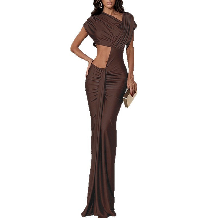 Robe Maxi Élégante pour Femmes avec Découpe Artistique et Détails à Épaules Dénudées Chic & Stil
