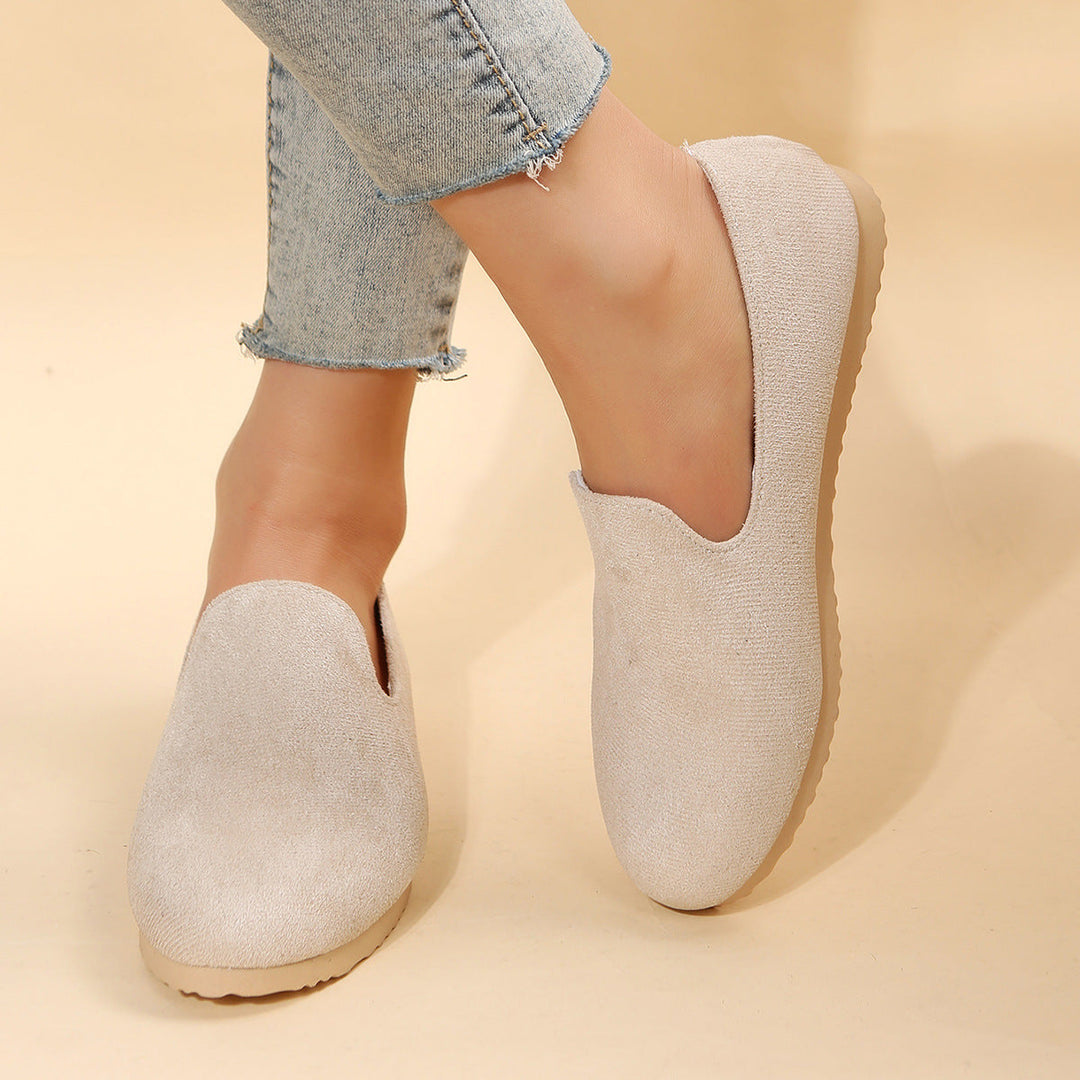 Women Slip-On Casual Slippers with Comfortable Footbed Lune London