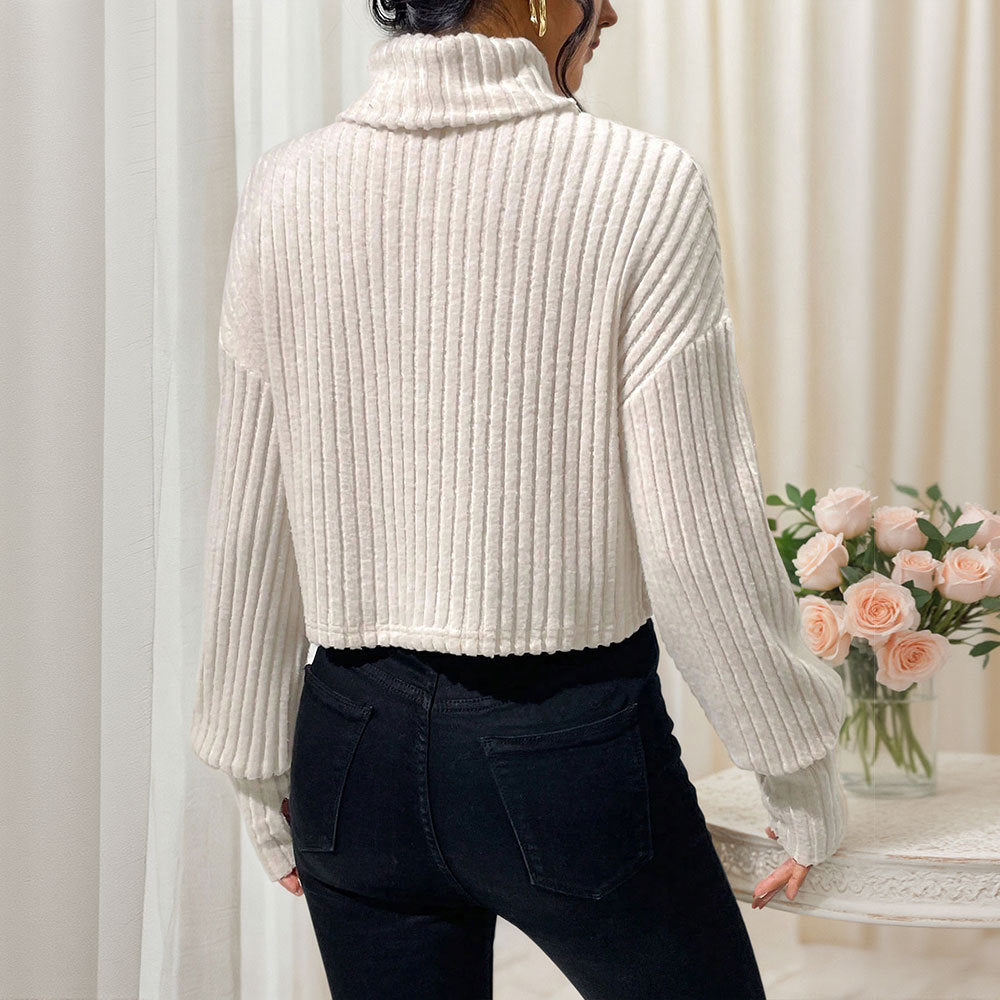 Sweat cropped pour femmes avec col montant et texture côtelée fine Chic & Stil