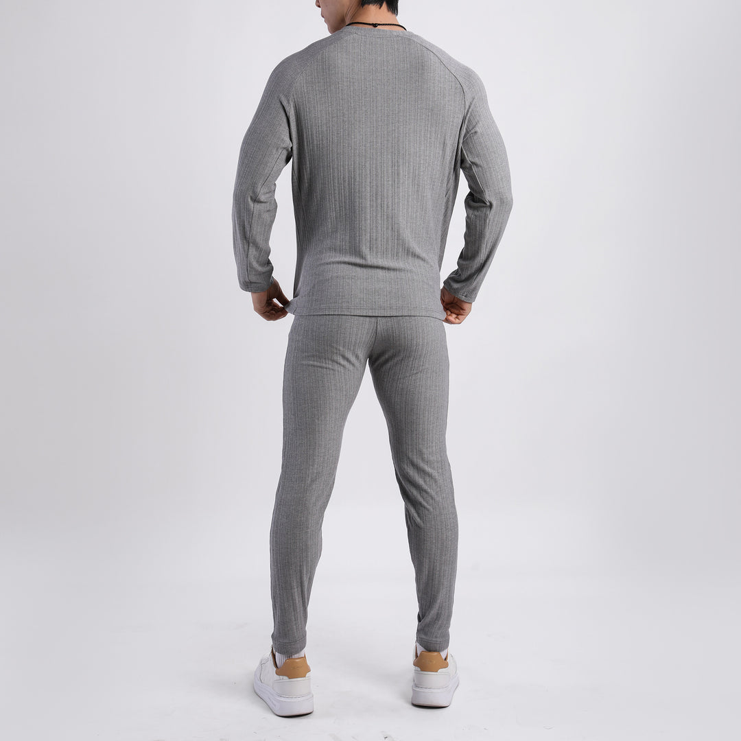 Men's Thermo-Set with innovative thermal insulation and moisture-wicking properties Lune London