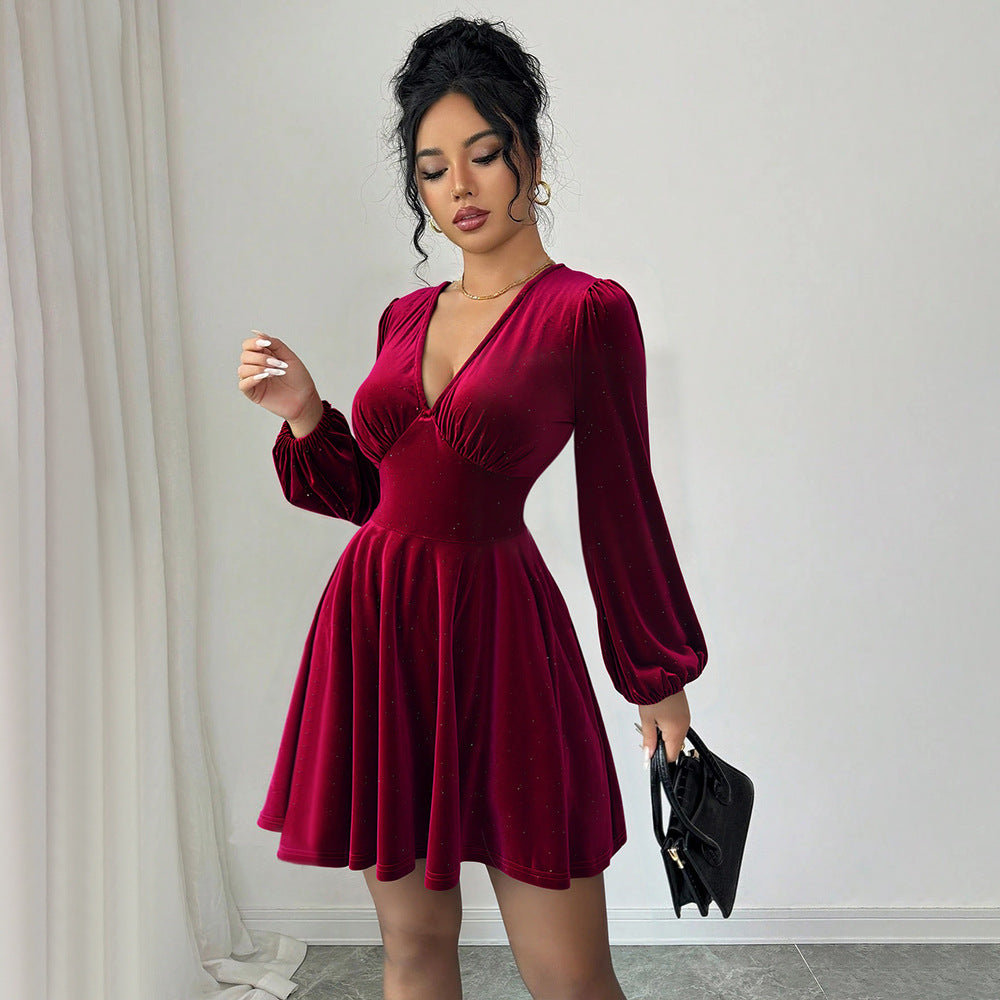 Robe à manches courtes pour femme avec des manches bouffantes élégantes et un décolleté en V Chic & Stil