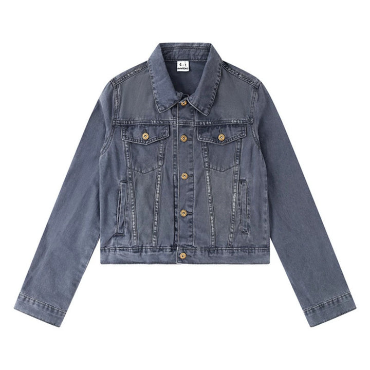 Women's Short Denim Jacket in Vintage Style with Button Placket, Chest Pockets and Fitted Cut Amarae