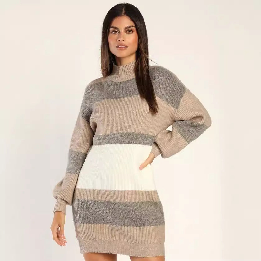 Robe tricot pour femmes avec col roulé à la mode et motif rayé Chic & Stil