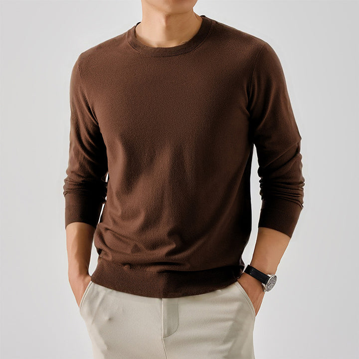 Classic crew neck sweater for men in fine wool Lune London