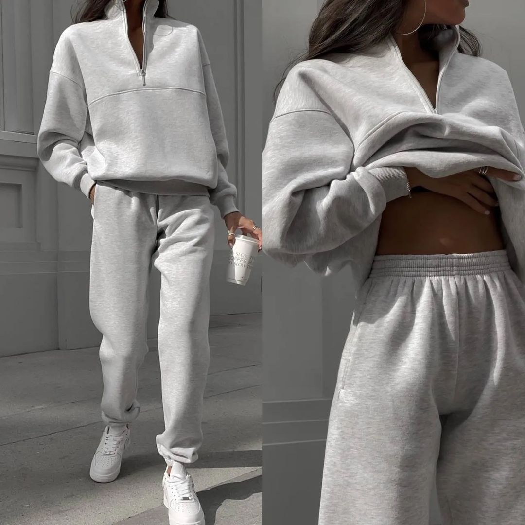 Chic and Style women's sports and leisure set with high collar and zipper
