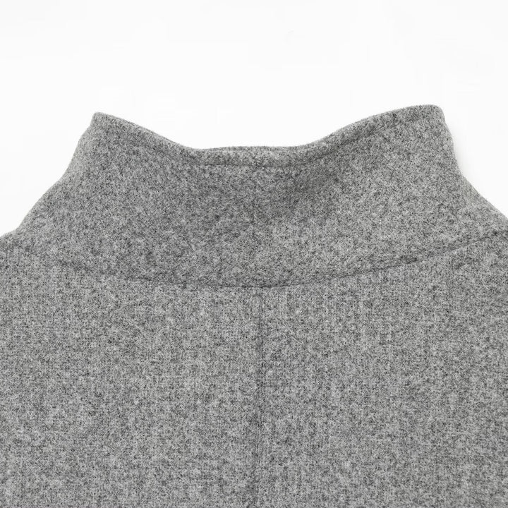 Women's Short Cape Coat made of Wool Blend with High Standing Collar and Double-Breasted Button Placket Amarae
