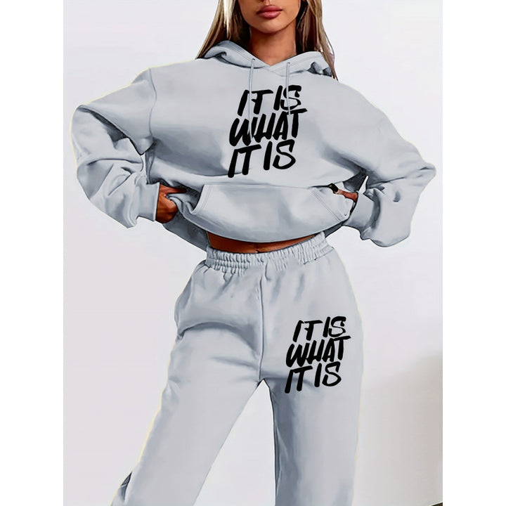 Women's leisure hoodie and jogger set with inspiring lettering Lune London