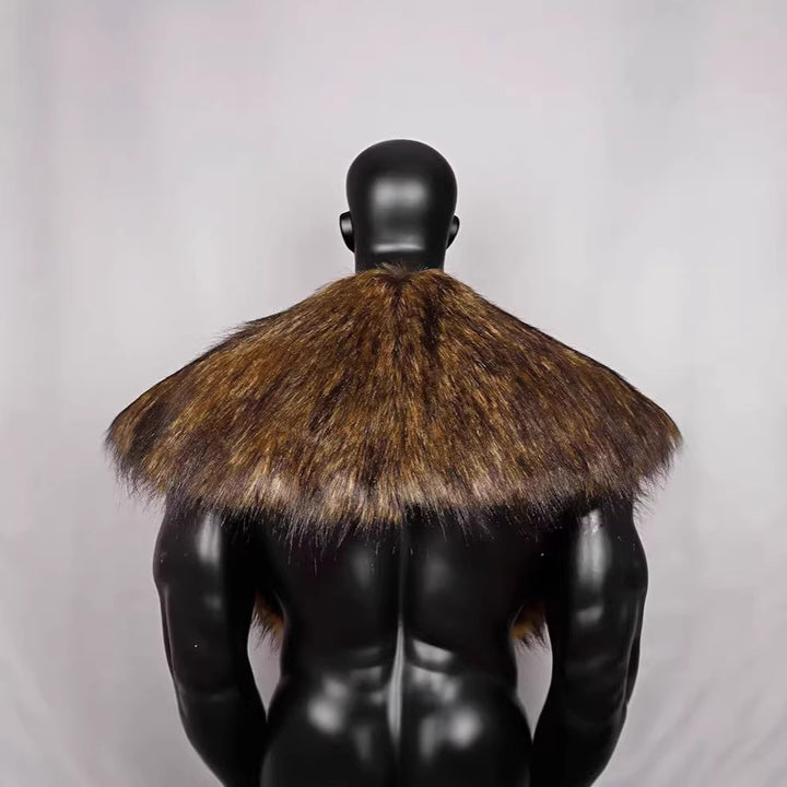 Men's shoulder cape made of faux fur in Viking style with adjustable buckle closure Amarae